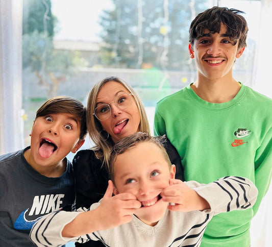 Photo mosaïque d'une famille - Maximum de 4 visages - Studio Pop Art